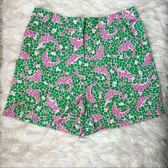 LIlly Pulitzer White Label Golphin Dolphin Mosaic Shorts - Picture 1 of 3